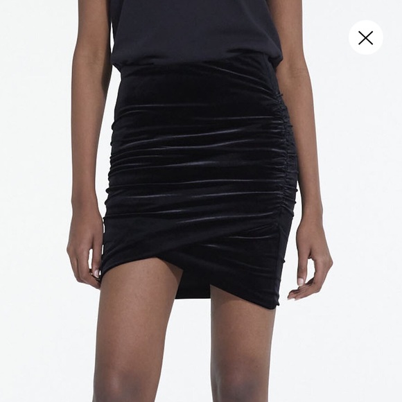 The kooples short black velvet skirt - Picture 1 of 4